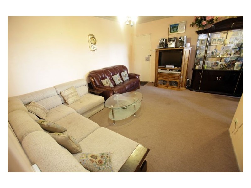 10/10 Forbes St, Warwick Farm NSW 2170