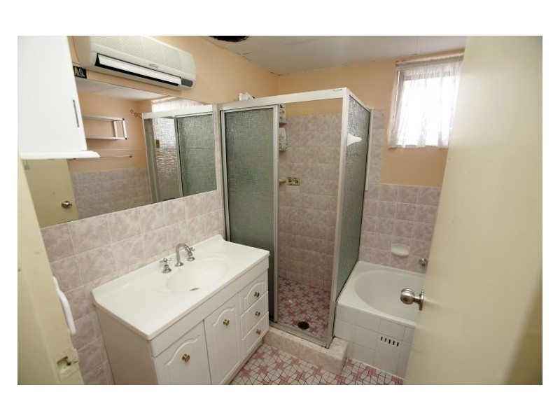 10/10 Forbes St, Warwick Farm NSW 2170