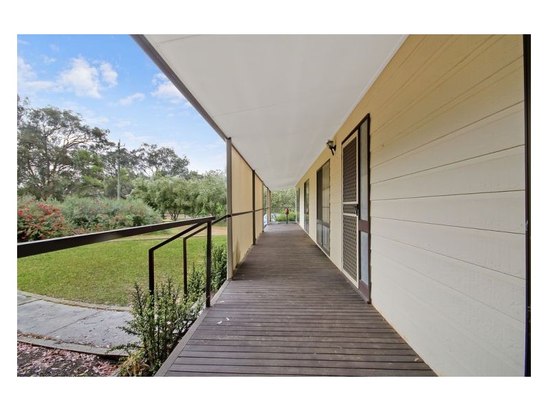 49 Howlong Rd, Burrumbuttock NSW 2642