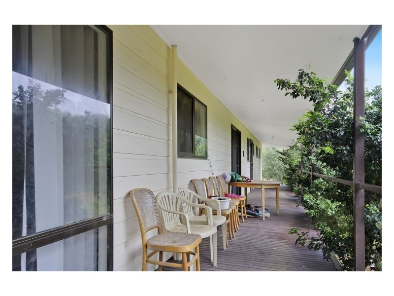 49 Howlong Rd, Burrumbuttock NSW 2642