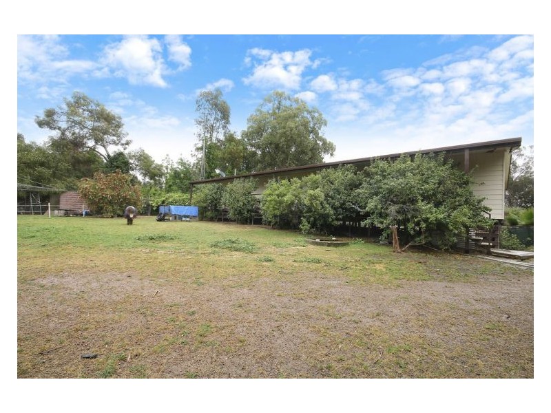 49 Howlong Rd, Burrumbuttock NSW 2642