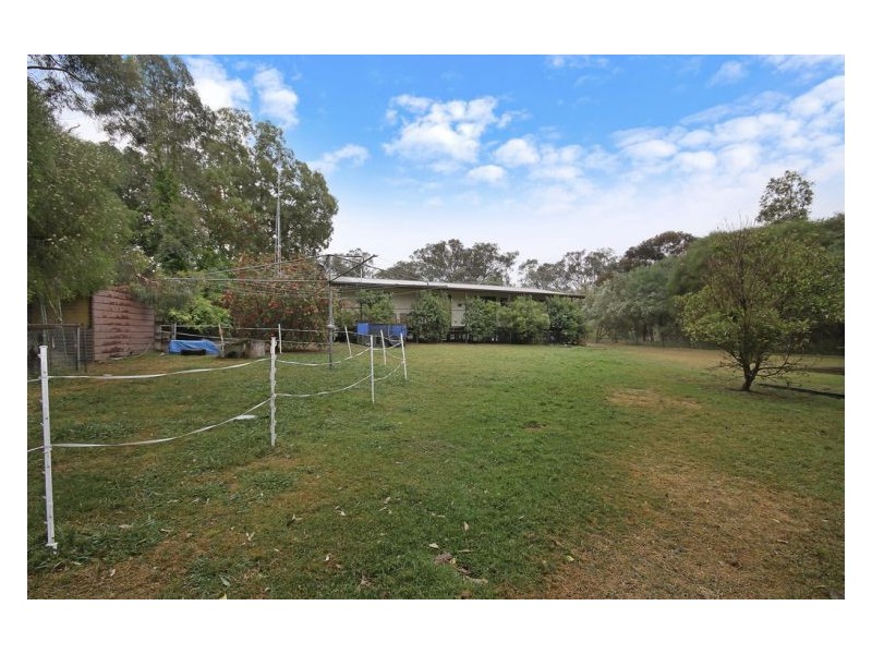 49 Howlong Rd, Burrumbuttock NSW 2642