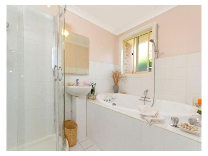 6 Paver Place, Woodcroft NSW 2767