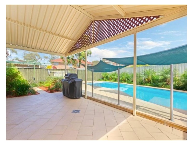 6 Paver Place, Woodcroft NSW 2767