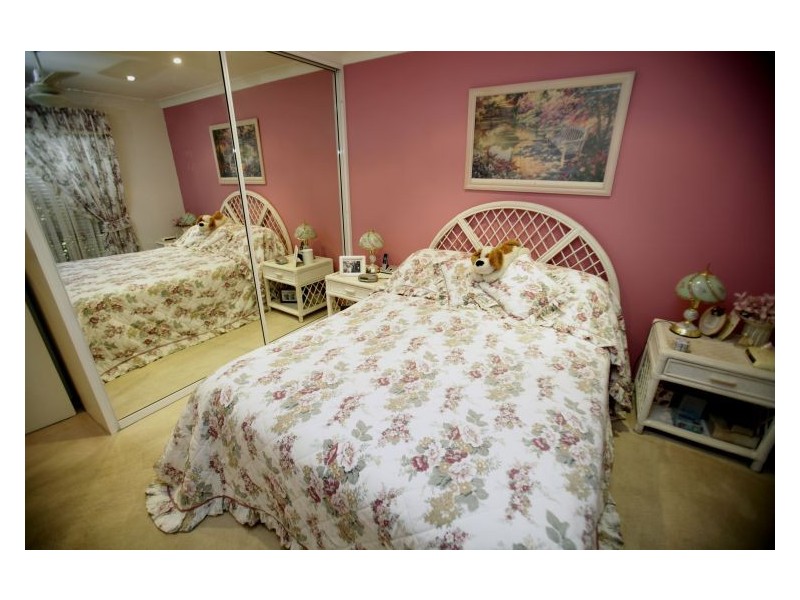 90 Restwell Rd, Bossley Park NSW 2176