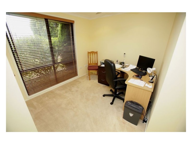 90 Restwell Rd, Bossley Park NSW 2176