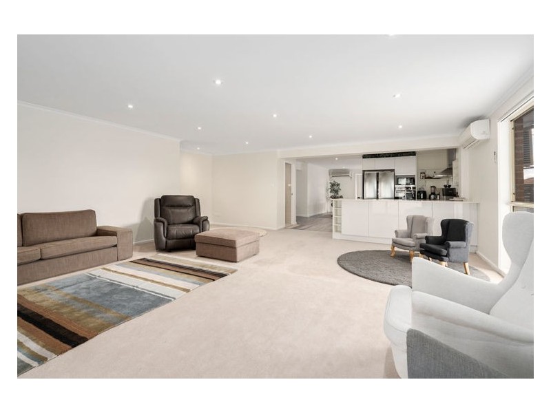 9 Fonda Place, Glendenning NSW 2761