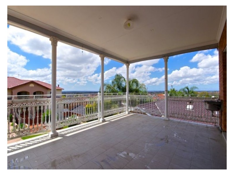 Bossley Park NSW 2176