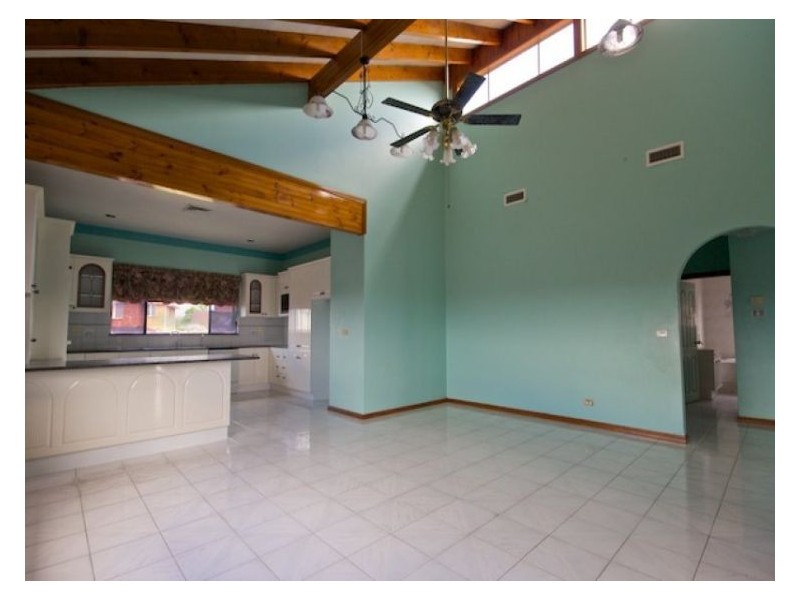 Bossley Park NSW 2176