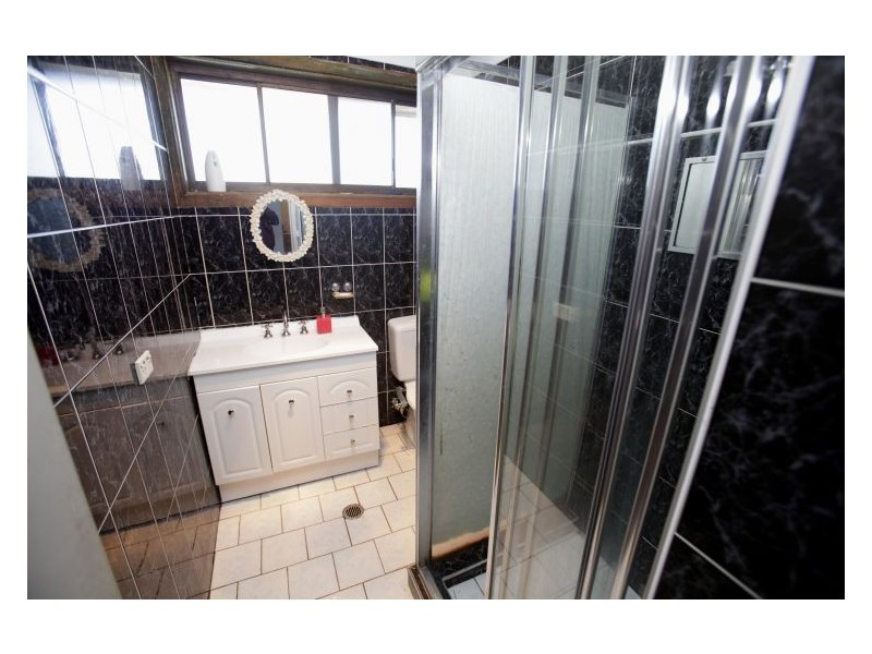 74 Green Valley Rd, Green Valley NSW 2168