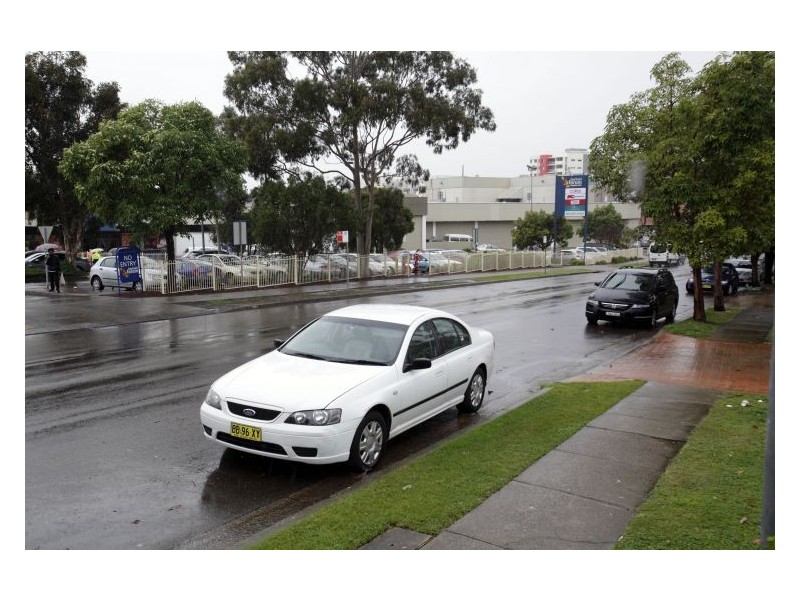 31 Station St, Fairfield NSW 2165