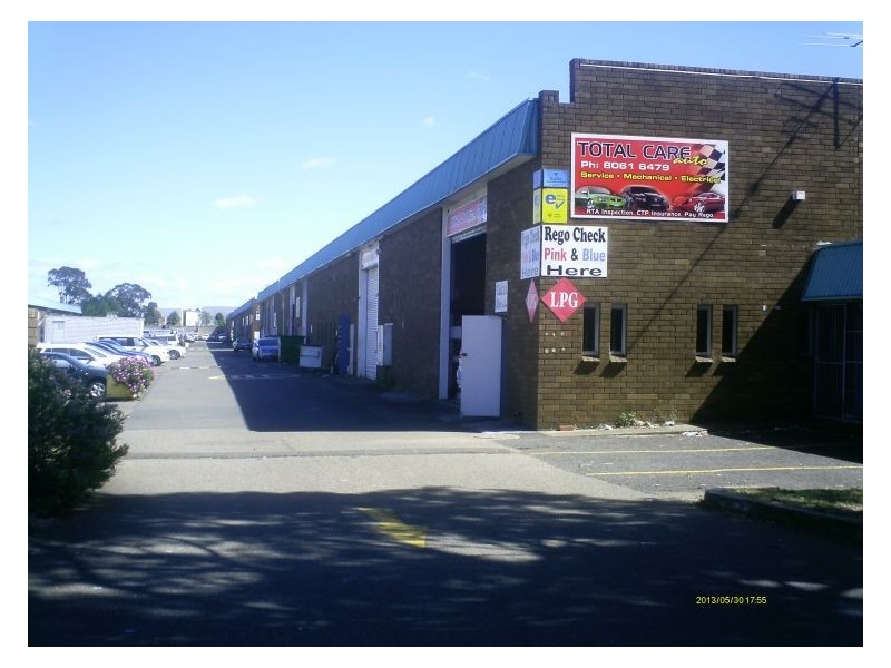 24/7 Lyn Parade, Prestons NSW 2170