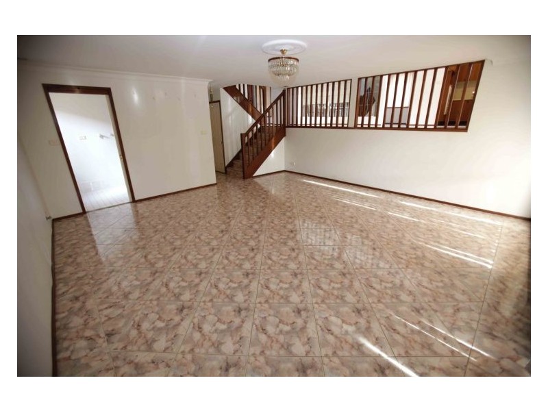 6 Dowding Cl, Cecil Hills NSW 2171