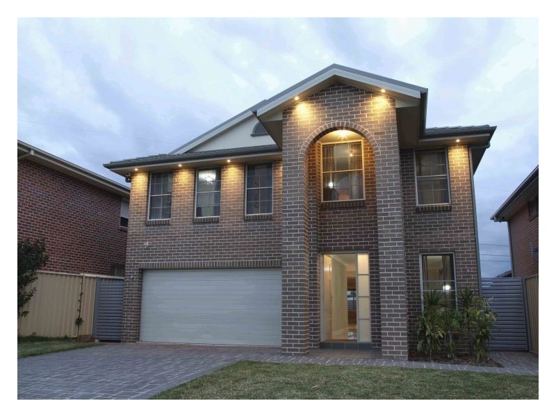 36 Broulie St, Prestons NSW 2170