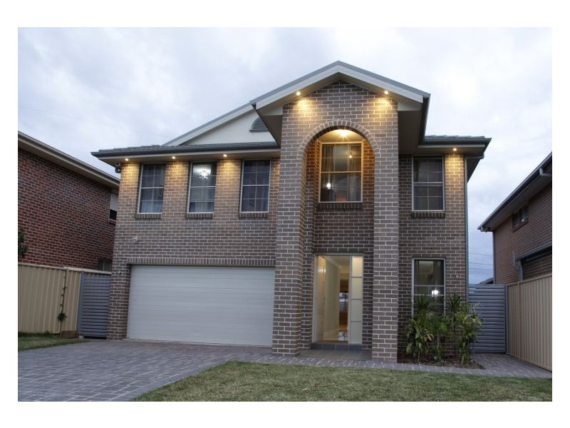 36 Broulie St, Prestons NSW 2170