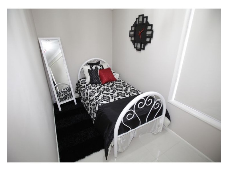 36 Broulie St, Prestons NSW 2170