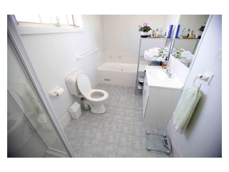 4 Sunrise  Pl, Horningsea Park NSW 2171