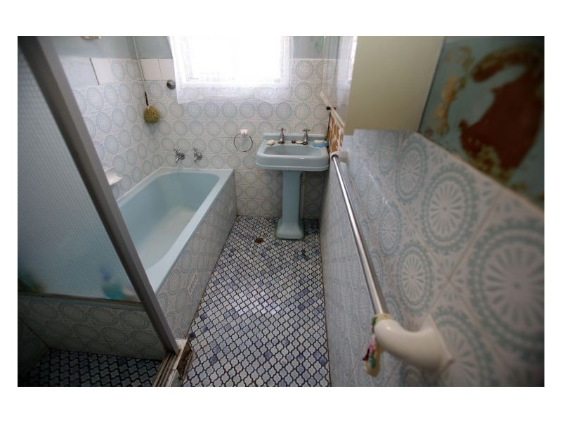 73 Ligar, Fairfield NSW 2165