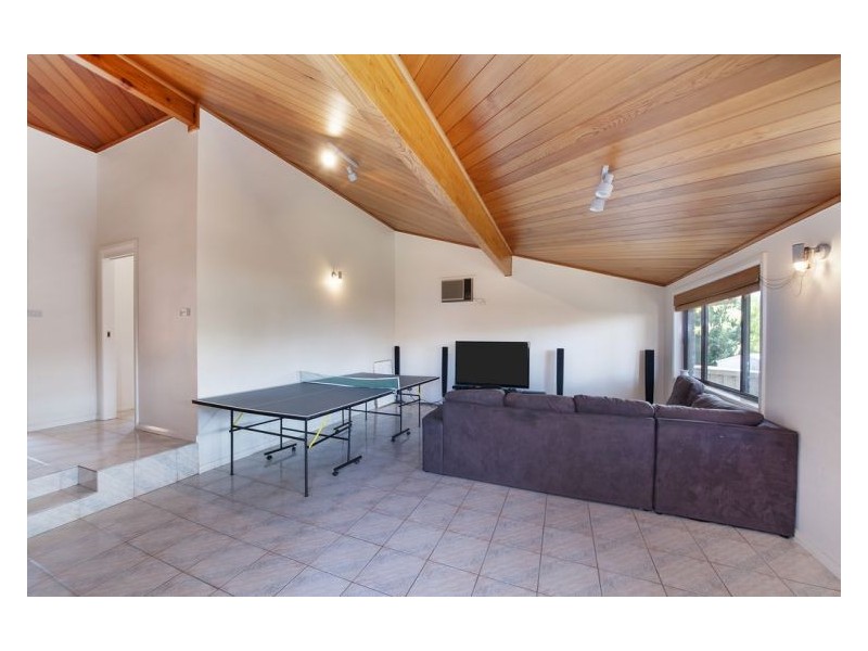 43 Mannow Ave, West Hoxton NSW 2171