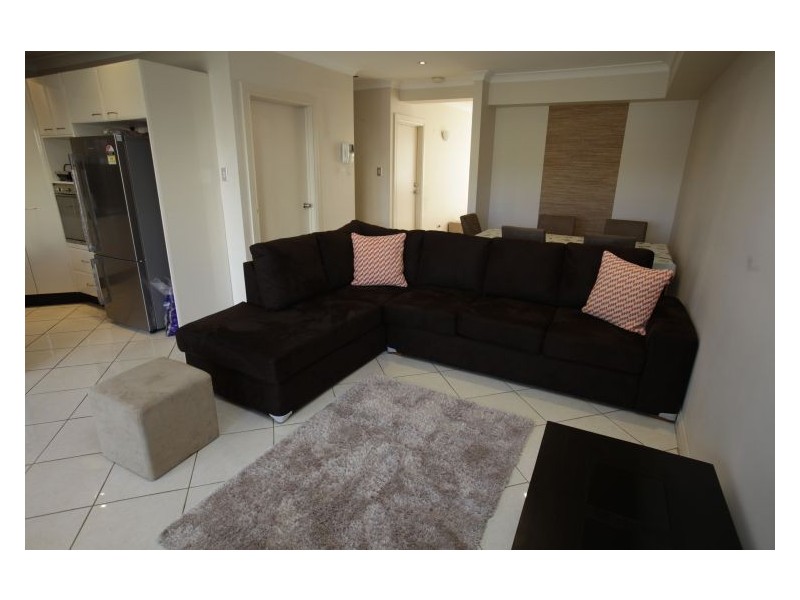 9/6 Hambledon Rd, Quakers Hill NSW 2763