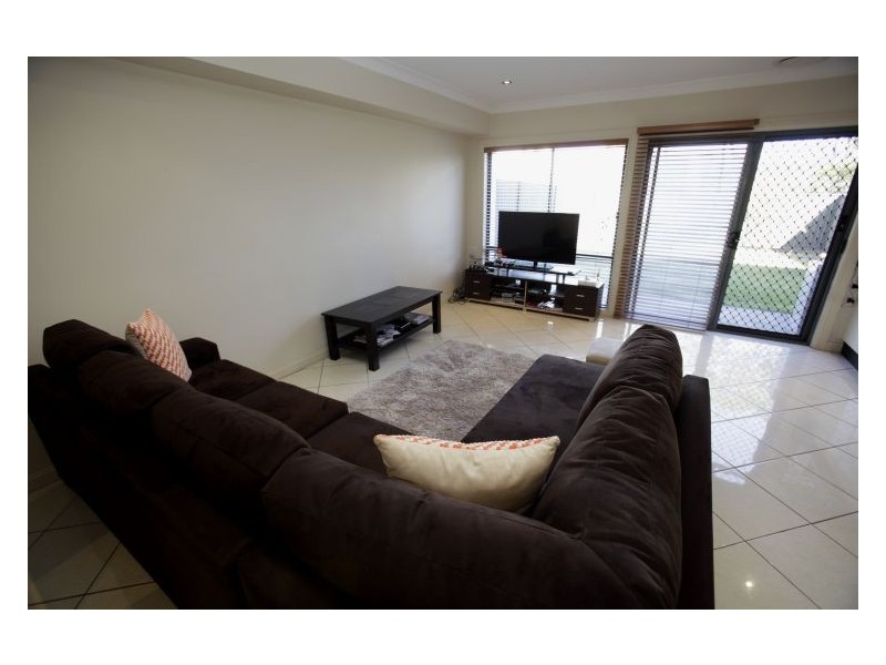 9/6 Hambledon Rd, Quakers Hill NSW 2763