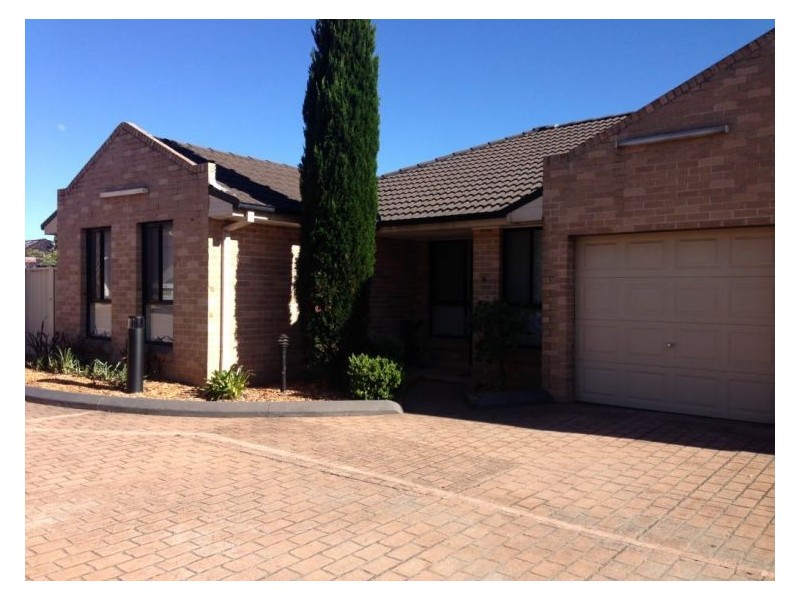 8/85 Cambridge St, Canley Heights NSW 2166