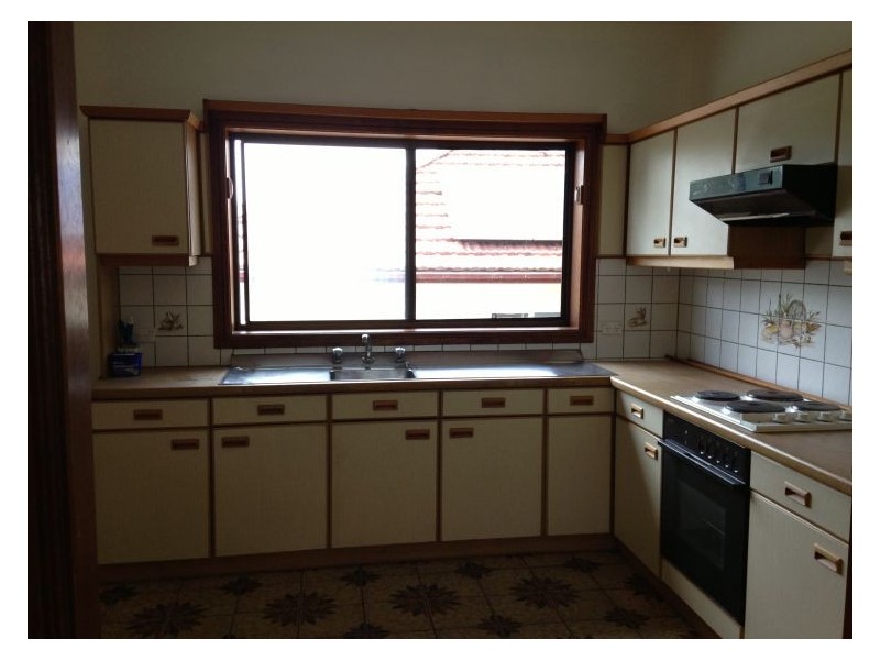 15 Charlotte Crescent, Canley Vale NSW 2166