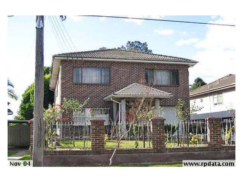15 Charlotte Crescent, Canley Vale NSW 2166