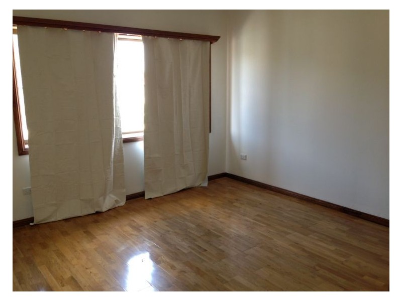 15 Charlotte Crescent, Canley Vale NSW 2166