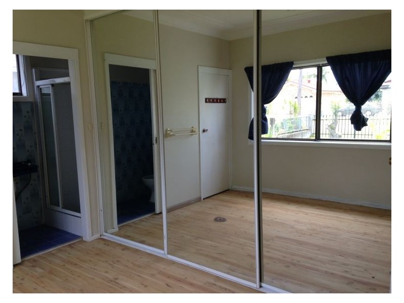 23 Rosina St, Fairfield NSW 2165