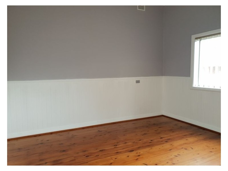 2 Riverview Road, Fairfield NSW 2165