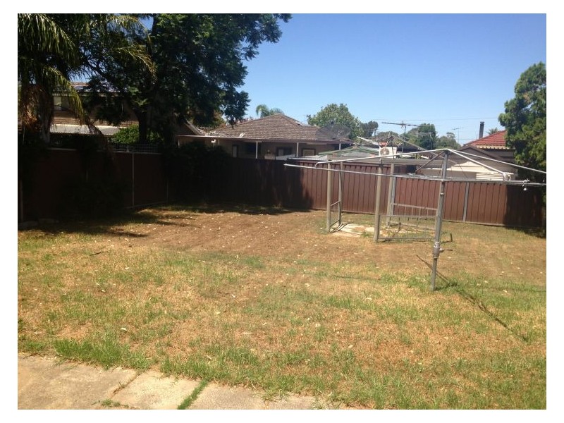 Fairfield West NSW 2165