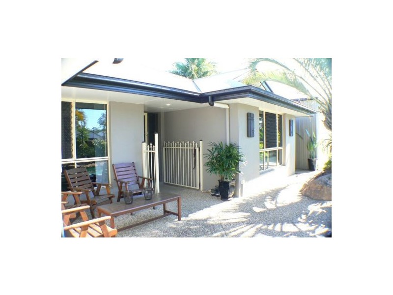 684 David Low Way, Pacific Paradise QLD 4564