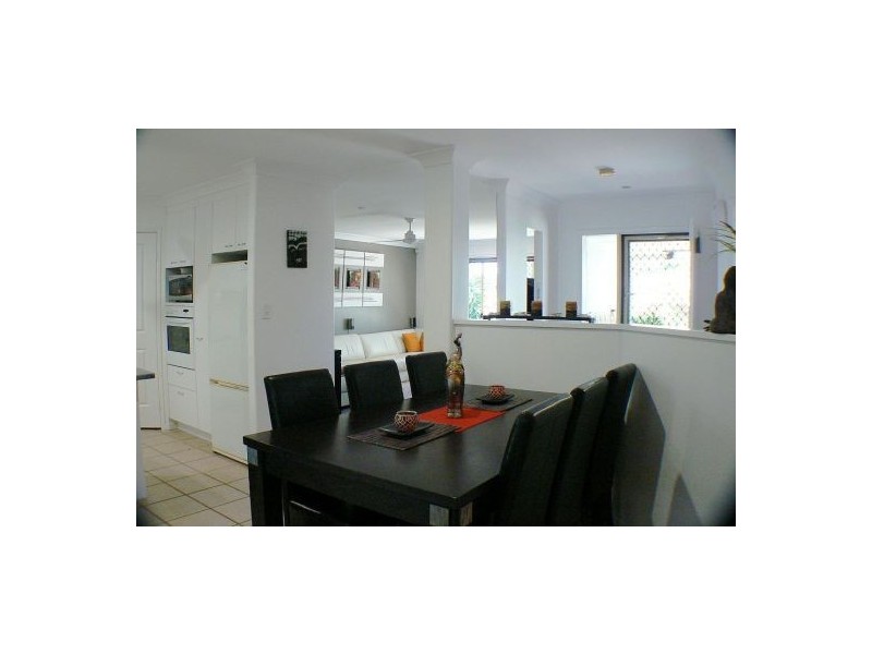 684 David Low Way, Pacific Paradise QLD 4564