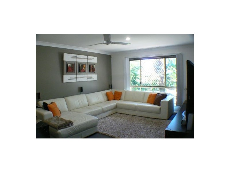 684 David Low Way, Pacific Paradise QLD 4564
