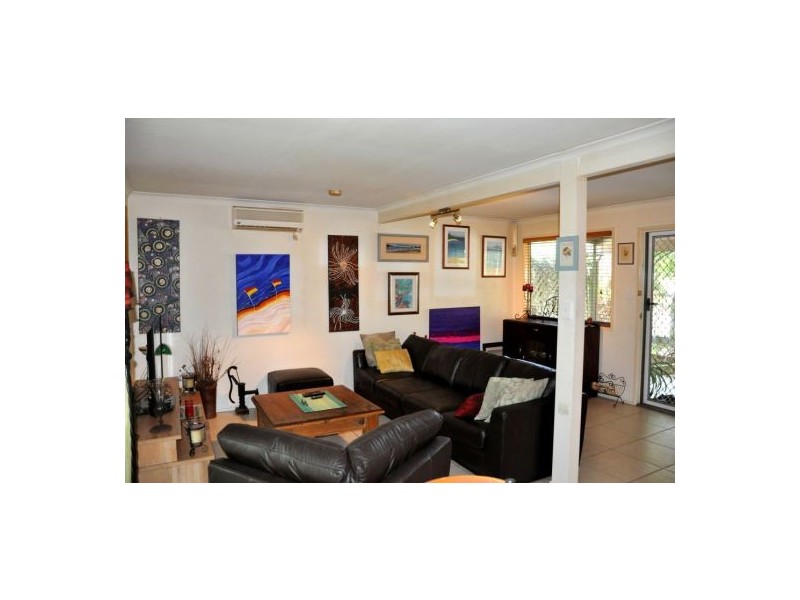 17 Lows Drive, Pacific Paradise QLD 4564