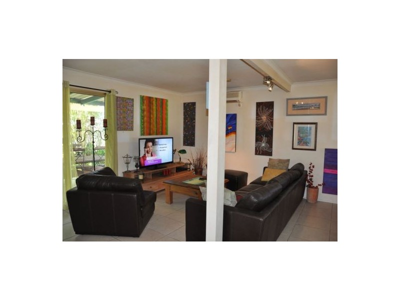 17 Lows Drive, Pacific Paradise QLD 4564