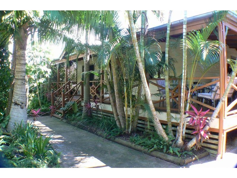 28 Wywong Street, Pacific Paradise QLD 4564
