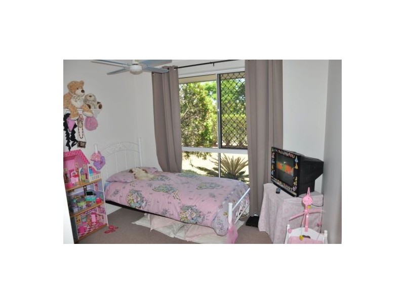 10 Karome Street, Pacific Paradise QLD 4564