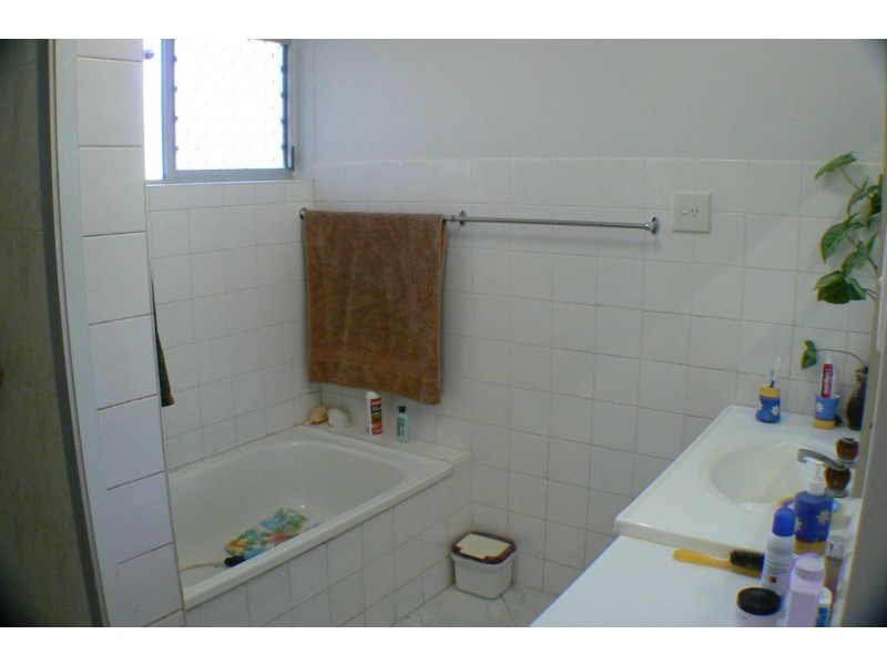 39 Karome Street, Pacific Paradise QLD 4564