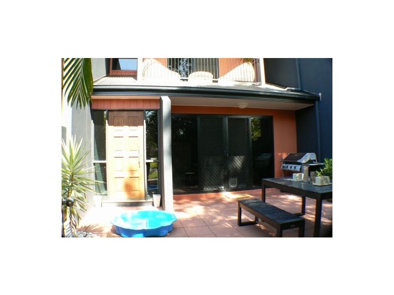 40 Karome Street, Pacific Paradise QLD 4564