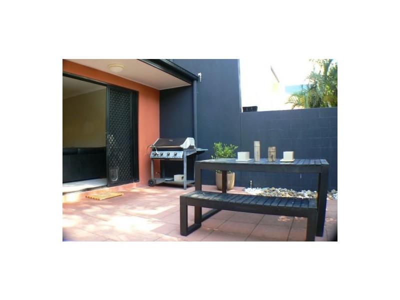 40 Karome Street, Pacific Paradise QLD 4564