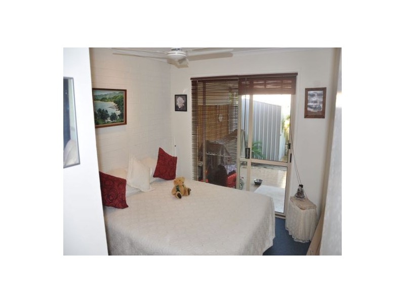 2/41 Karome Street, Pacific Paradise QLD 4564