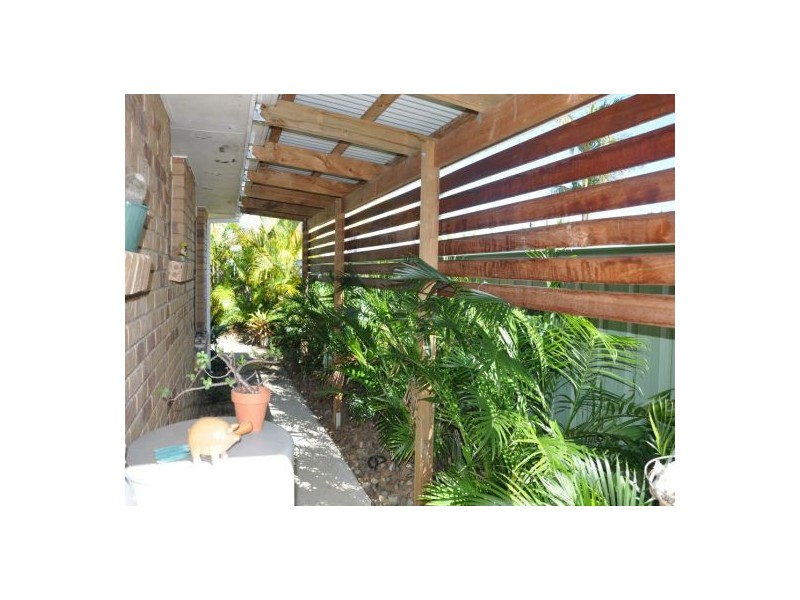 2/41 Karome Street, Pacific Paradise QLD 4564