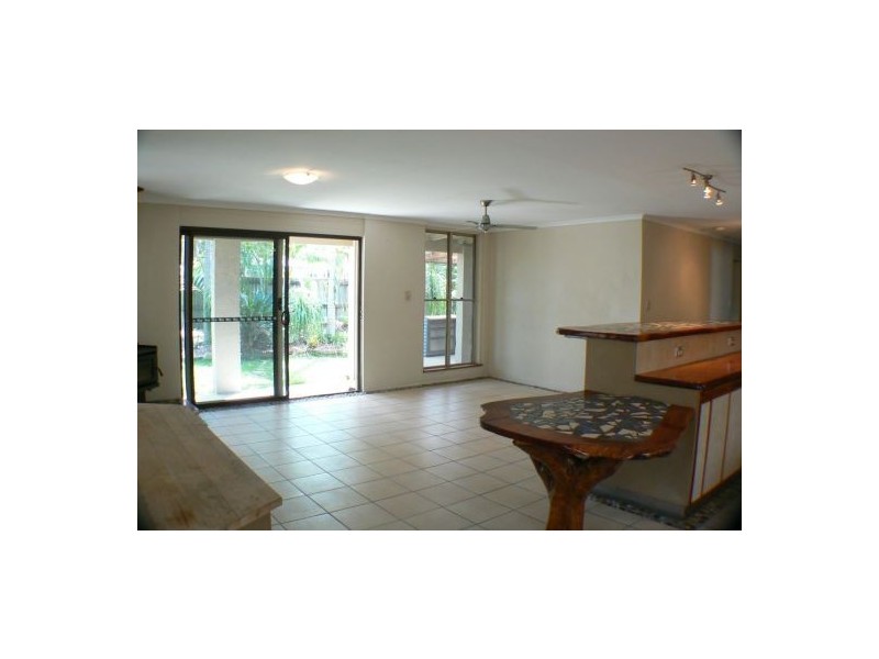 6 Fifth Ave, Marcoola QLD 4564