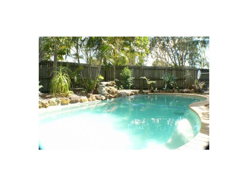 6 Fifth Ave, Marcoola QLD 4564