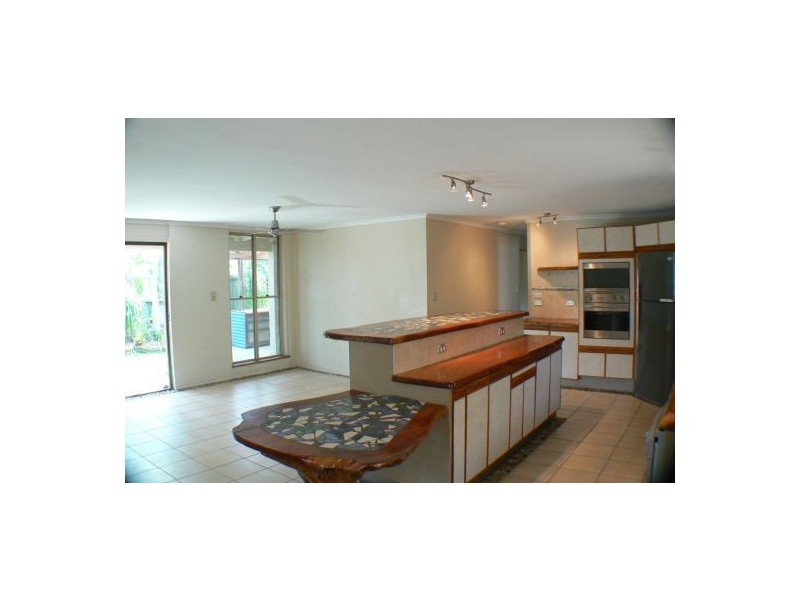 6 Fifth Ave, Marcoola QLD 4564