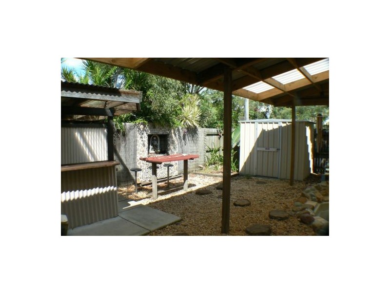 6 Fifth Ave, Marcoola QLD 4564