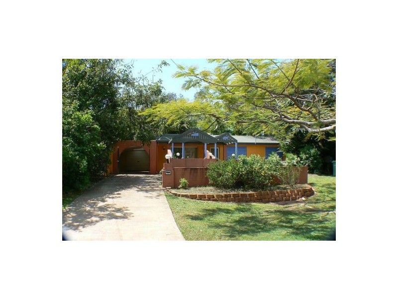 9 Moomba Street, Pacific Paradise QLD 4564