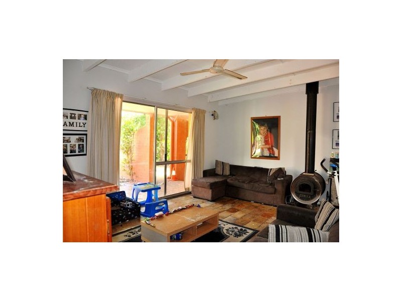 9 Moomba Street, Pacific Paradise QLD 4564